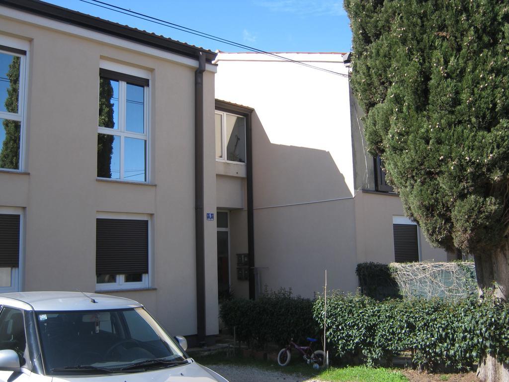 Apartmani Slavulj Фажана Экстерьер фото